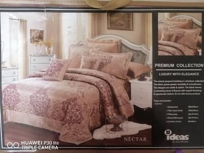 Hardly used Ideas luxury bridal bed cover set in 10/10 condition