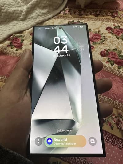 S24 Ultra c. p. i. d