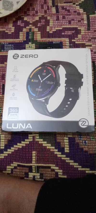 Zero Luna watch