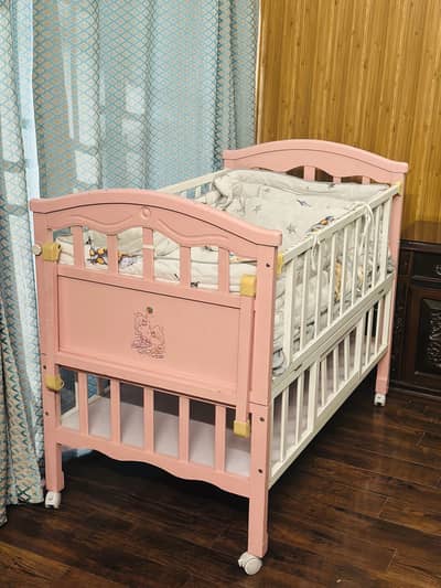 Baby Crib / Cot with Complete Bedding Set – Hardly Used, Like New