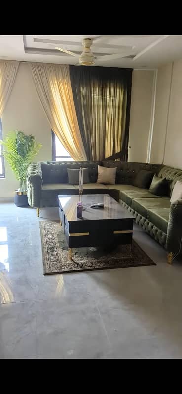 1 bed apartment 600 scft for sale ready to move hot location