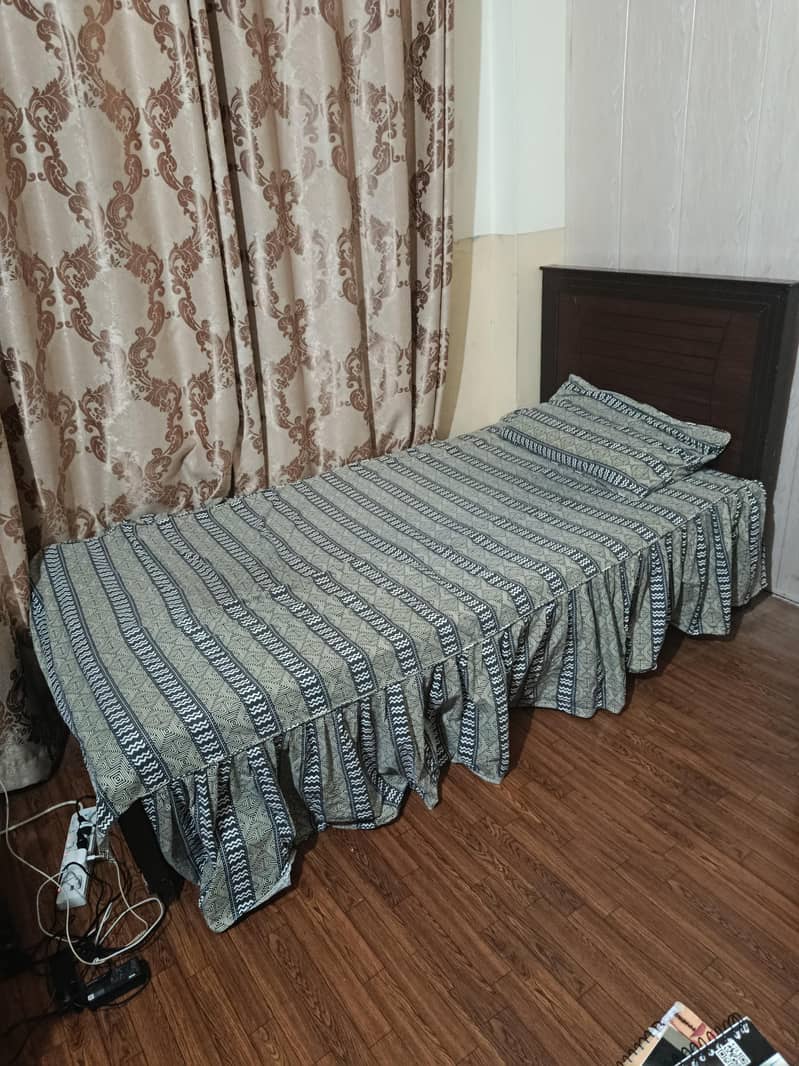 single bed 0