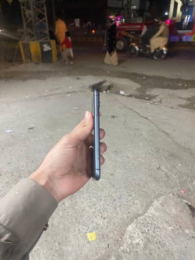 Iphone 11 128 gb Dual PTA Approved