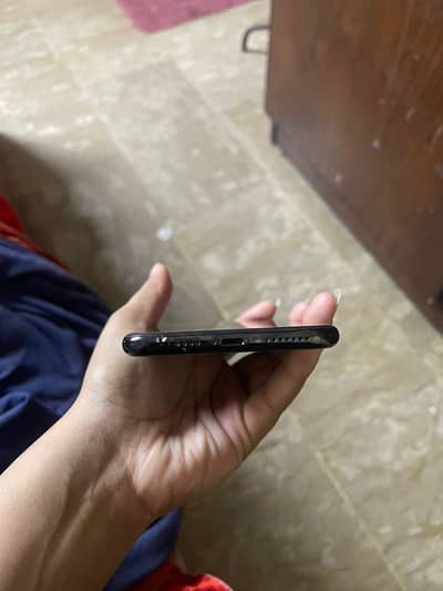 11 pro max 256gb PTA Approved