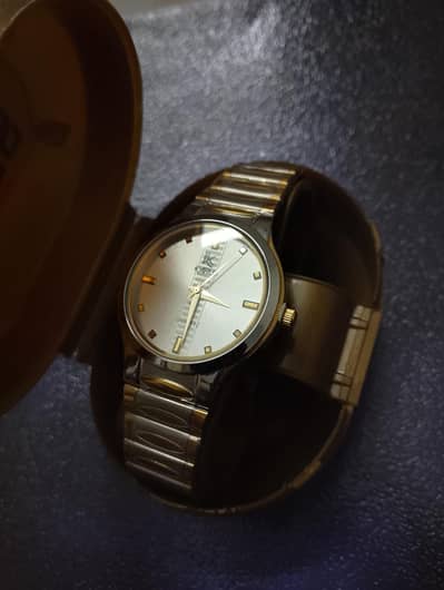 Beautiful Stylish Women watch best for gifting