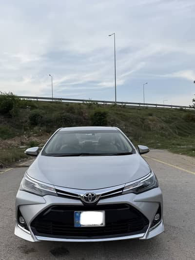 Toyota Corolla  grande 1.8x beige interior