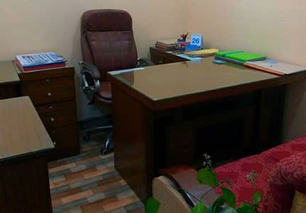 96 Square Feet Office In Gulistan-E-Jauhar For Sale