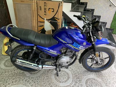 Ybr 125g blue colour
