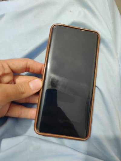 One plus 7 pro 8gb 256gb all ok 10 by 10 Whatsapp 03172729185