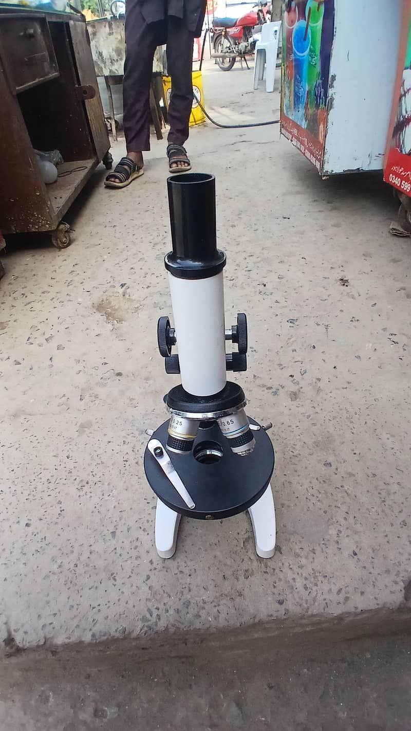 microscope 3