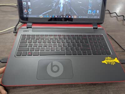 HP BEATS NOTEBOOK 15 TOUCH 8G. OR 16GB 256 SSD 512 HDD