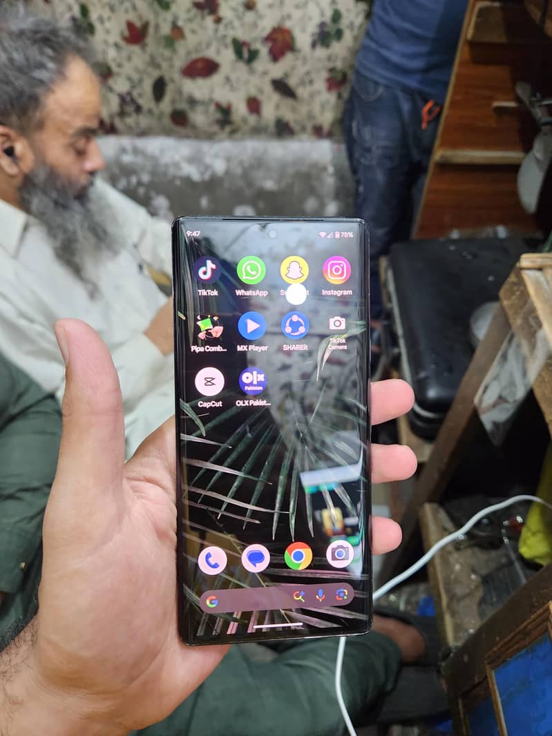 Google Pixel 6 Pro 2