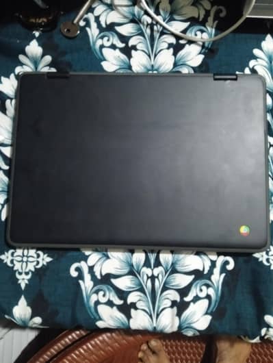 Lenovo k Chromebook hai 4GB ram 32 GB ROM