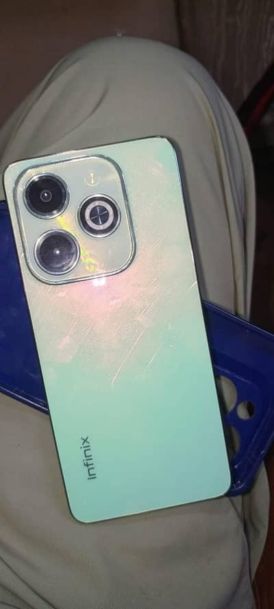 8. . 128. . . glass chang daba charger exchange ho sakta dfres Jo ho ga3din