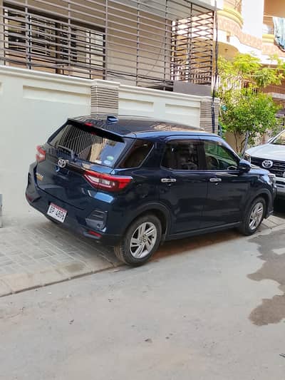 toyota raize G ,grade 4