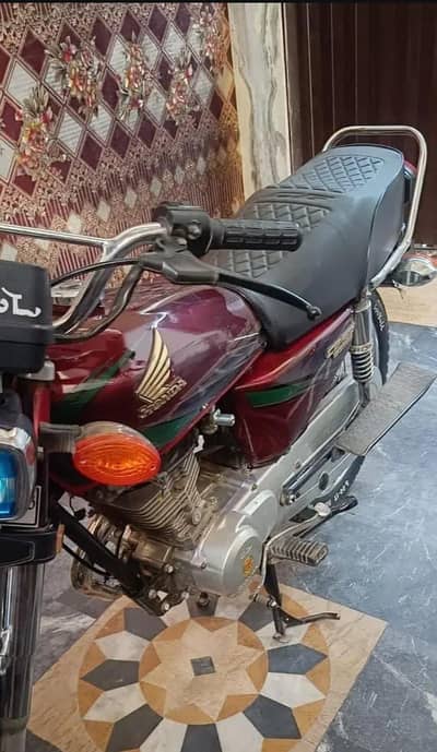 Honda CG 125 2013 Model