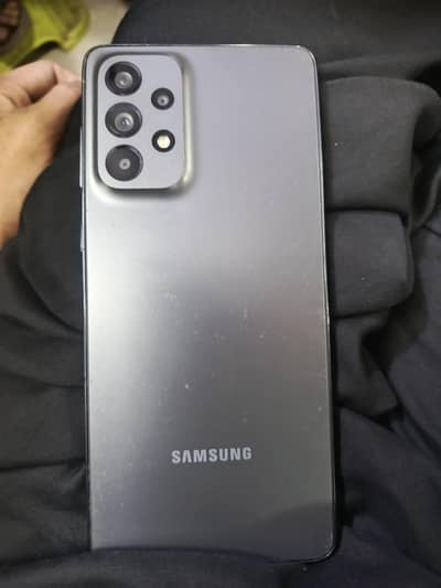 sumsung A73 5G 8 gb ram memory 256 gb display finger