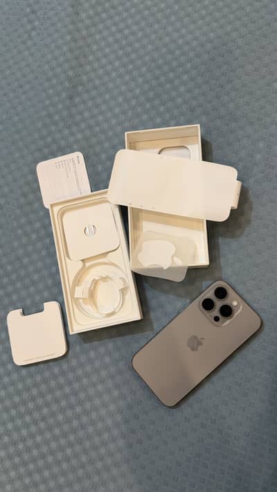 Iphone 15 Pro 256 GB Titanium Grey Scratchless Condition Non-PTA