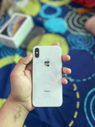 iPhone xs /(exchange with 11 or upper model)