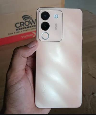 Vivo V29e 5G – Mint Condition.  12gb /256gb. . cash only