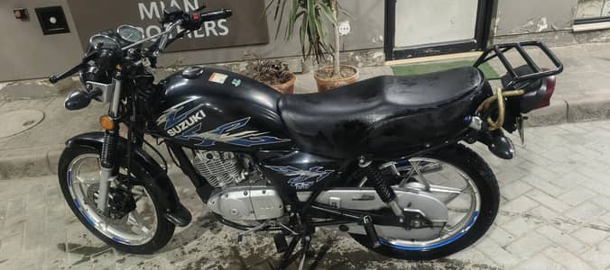 Suzuki GS 150SE 2021 Excellent Condition – Genuine Bike