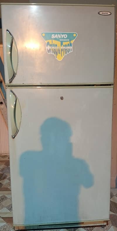 sanyo fridge for sale