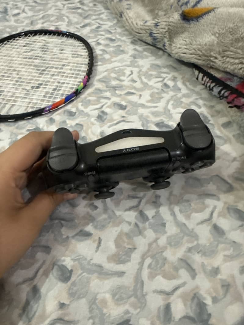 PS4 controller 0