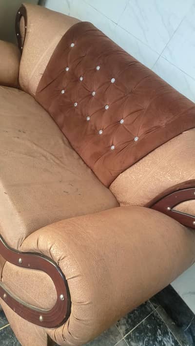 2 seater Sofa in new condition