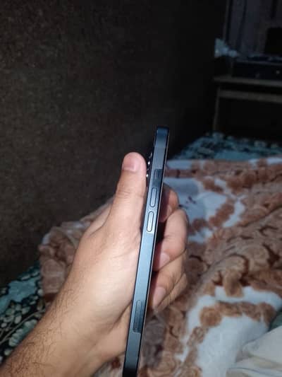 I phone 13 no PTA jv 2 month sim time jv chip k 87% battery health