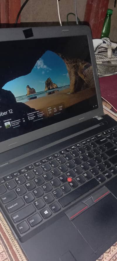 Lenovo Laptop Core i7 / 6 Gen