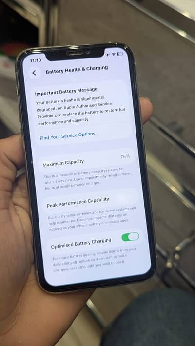 11 pro just face off and back camera lens creak