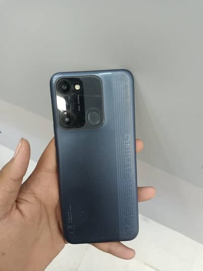 Tecno Sparak 8c