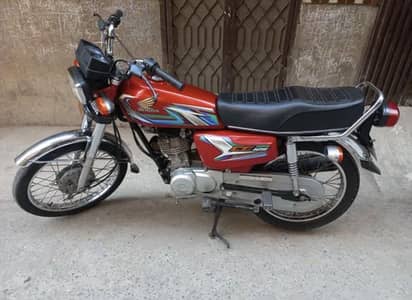 Honda cg 125 (2023) model lush condition home use