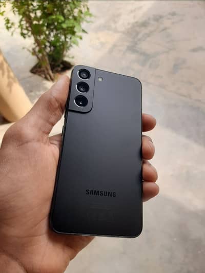 Samsung s22 with box