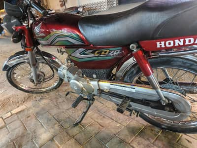 CD 70 2023 pka model saf bike  urgent sale