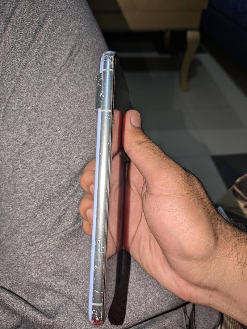 GOOGLE PIXEL 8 PRO 7