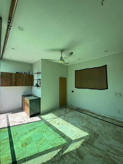 1 Studio Flat For Rent Near Expo Centre and Main Canal Road(Only For Females and Families)