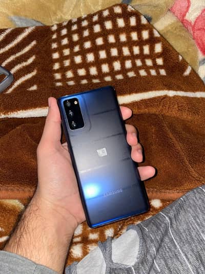 S20FE For sale (urgent)