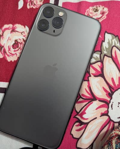 Iphone 11 pro PTA Approved LLA model