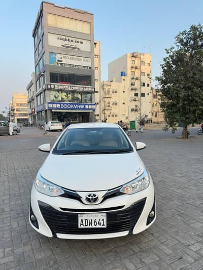 Toyota Yaris Ativ X 1.5 full option Push start