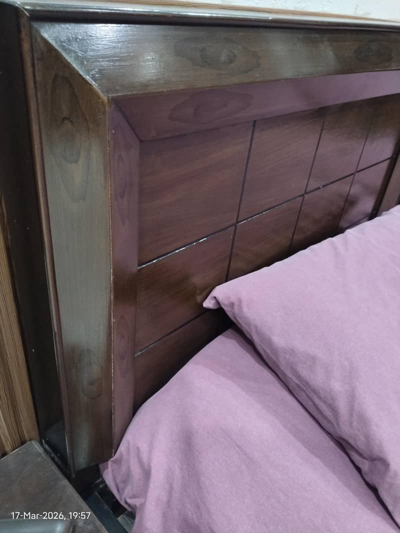 2 single beds 9/10 4