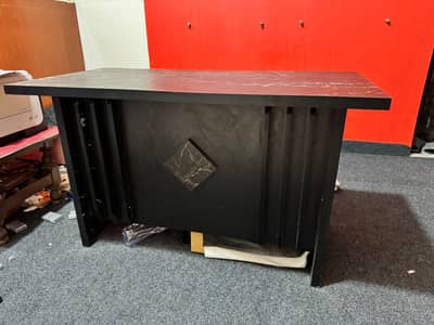 office table same as new