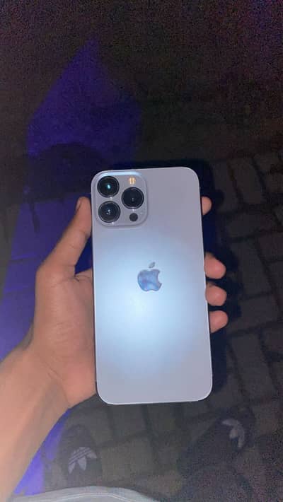 13 Pro Max JV 128GB Sierra Blue – 10/10 Condition”