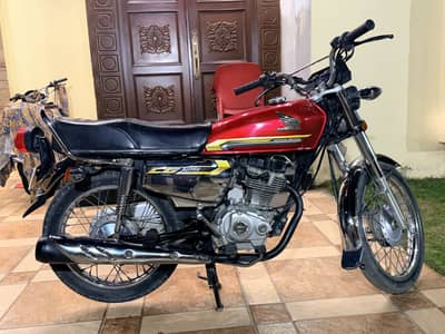 Honda 125 Special Edition [2021] First Hand Use (Neat & Clean)