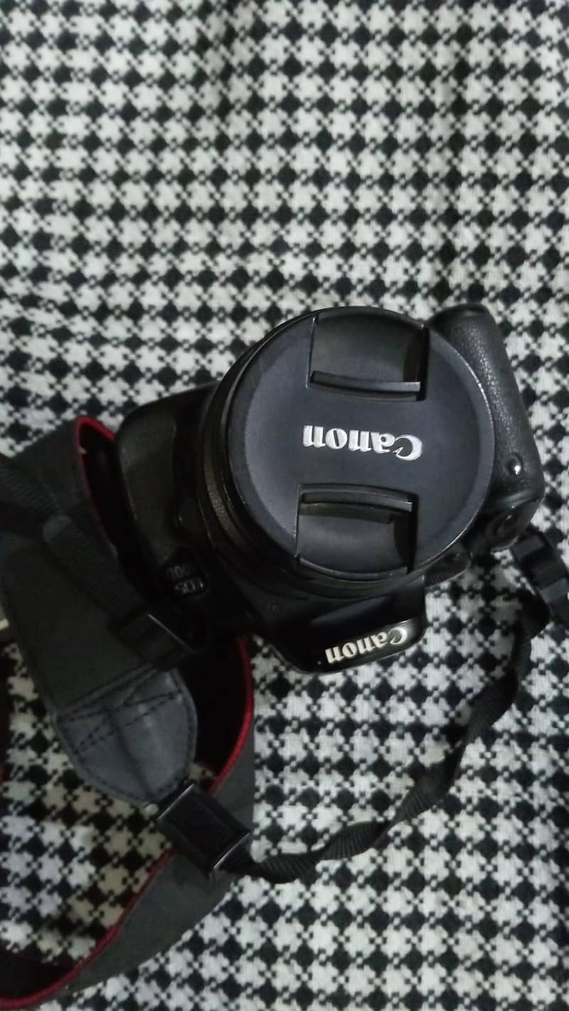 Canon EOS 600D DSLR 3