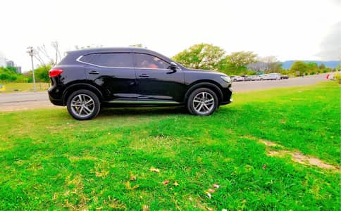 MG HS TROPHY CBU unit, low Milage 2nd owner my own Name