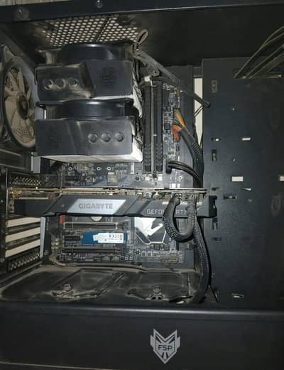 i5 9600k + z370 aorus gaming 5 + cooler master ma620p +(free psu case)