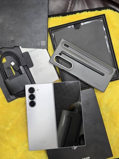 Samsung Z fold 6 12/ 1024GB (01 TB)