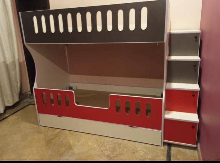 Bunker's Bed's Checked Pic's please 3