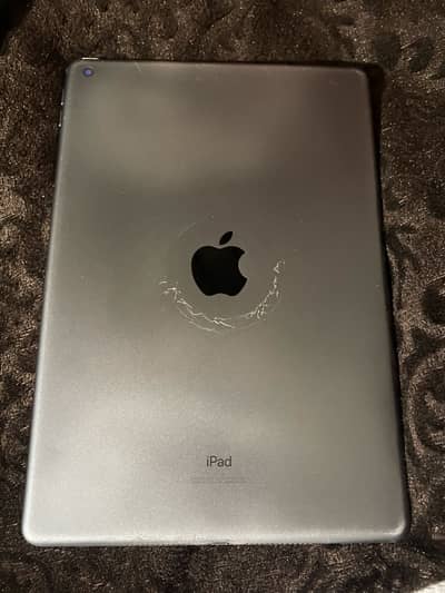 iPad 8th Generation 128GB WiFi – Used